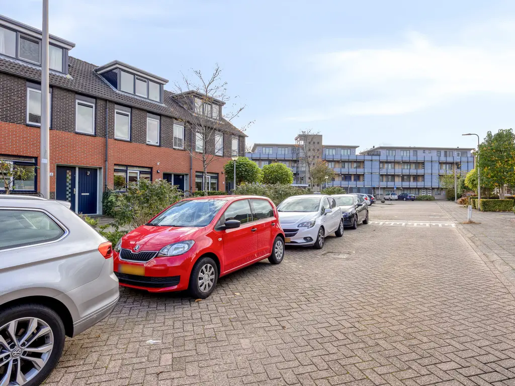 Donizettistraat 4, CAPELLE AAN DEN IJSSEL
