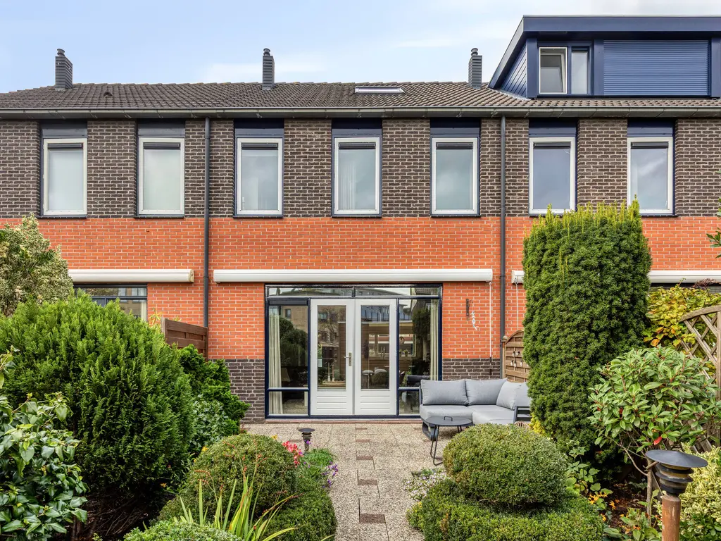 Donizettistraat 4, CAPELLE AAN DEN IJSSEL