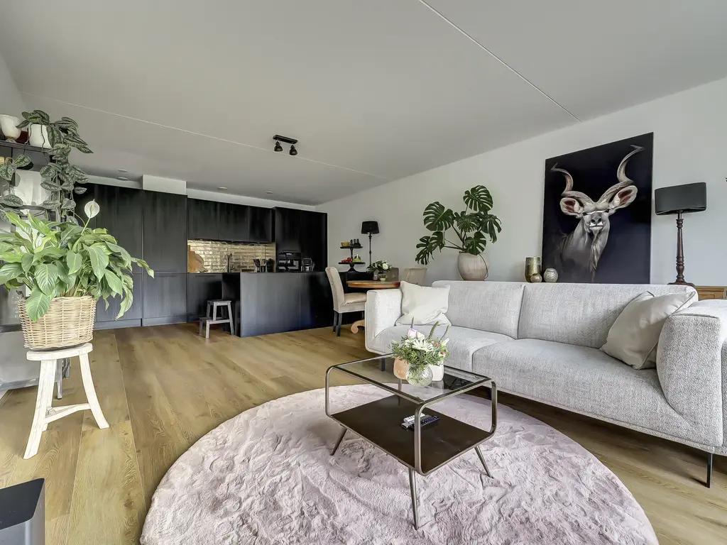 Akeleistraat 4B, SPIJKENISSE