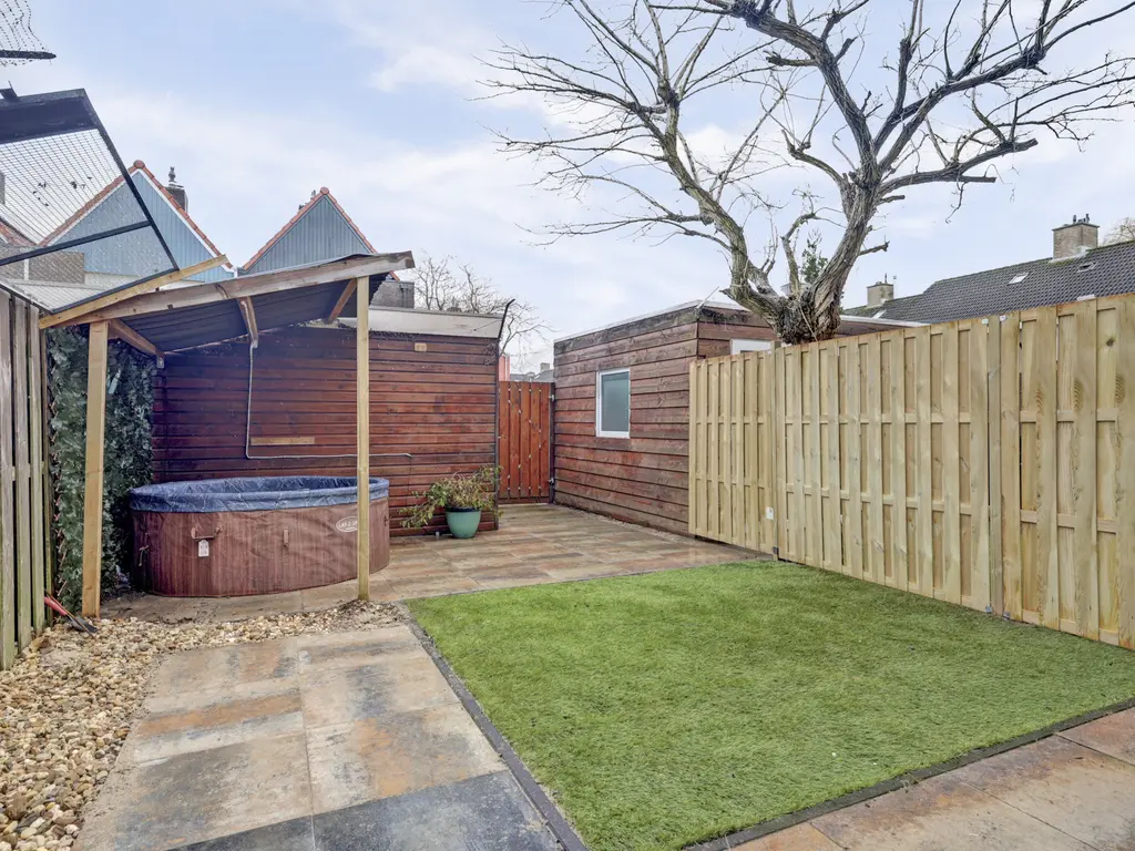 Dreef 58, HELLEVOETSLUIS