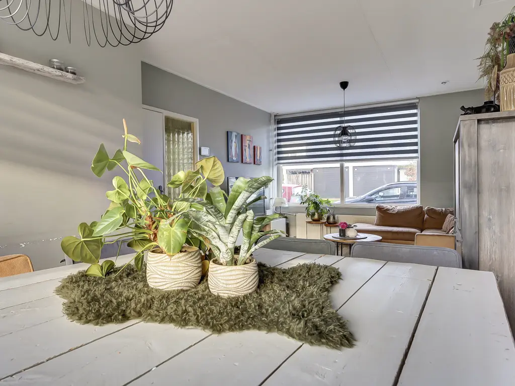 Gerard Doustraat 15, SPIJKENISSE