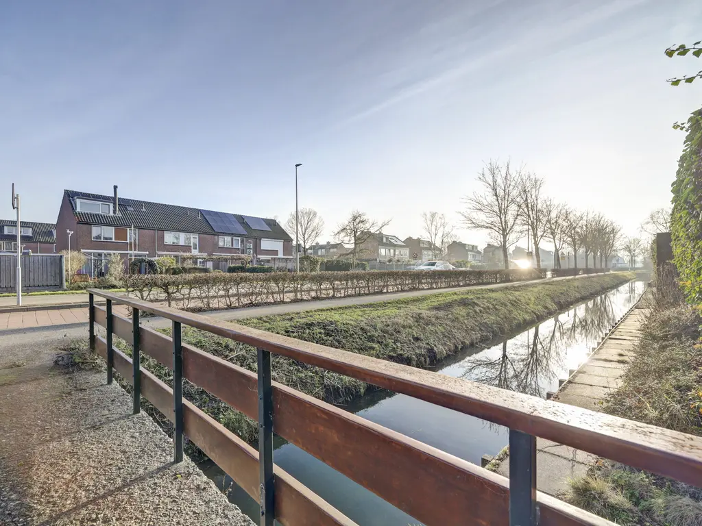 Notaris L P vd Blinkln 11a, BRIELLE