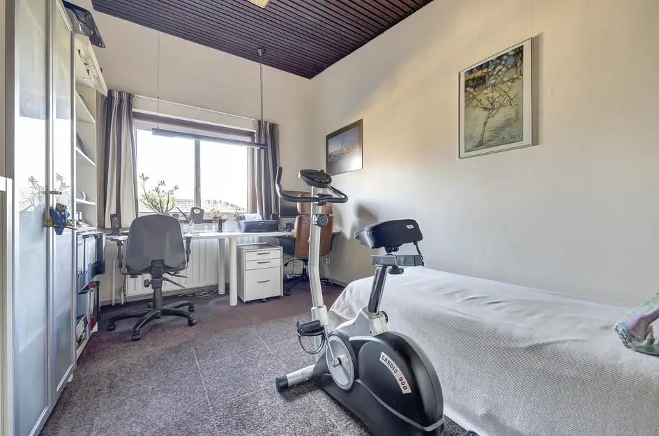 Notaris L P vd Blinkln 11a