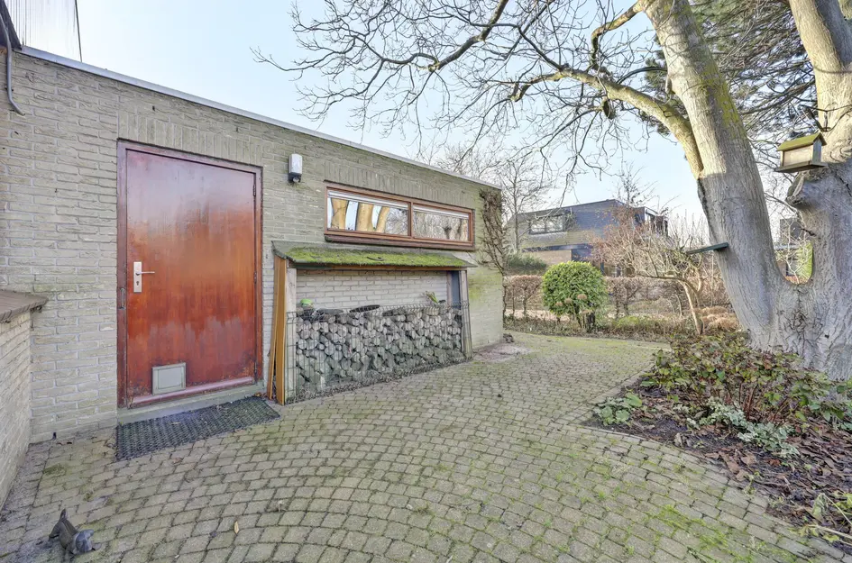 Notaris L P vd Blinkln 11a