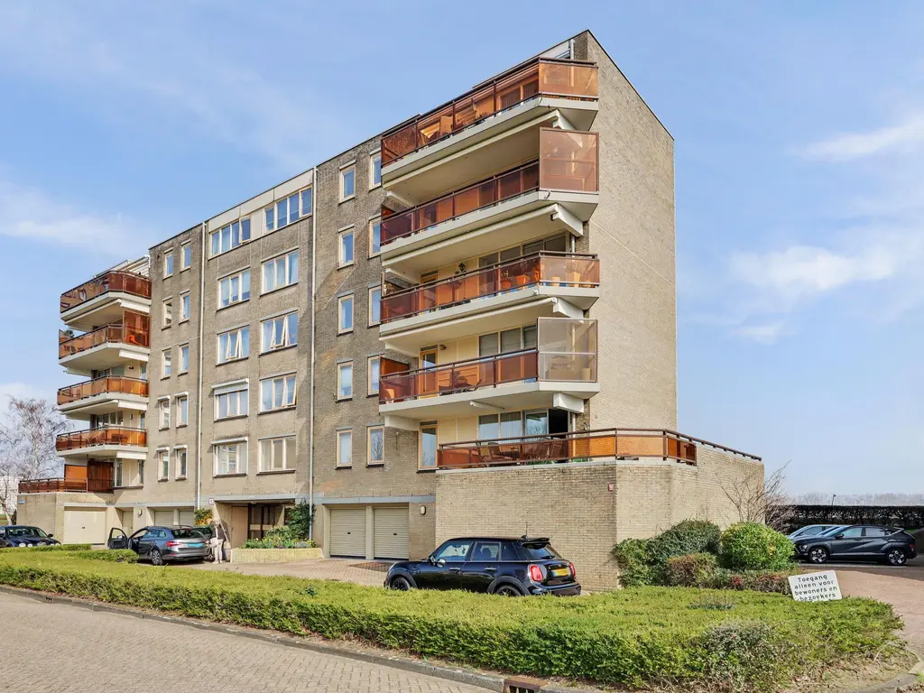 Maasboulevard 7, SPIJKENISSE