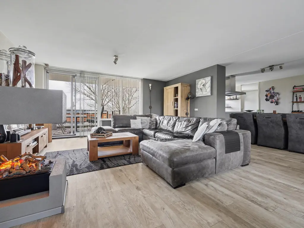 Maasboulevard 7, SPIJKENISSE