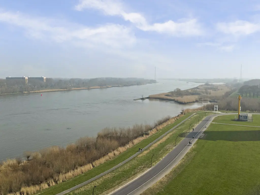 Maasboulevard 7, SPIJKENISSE