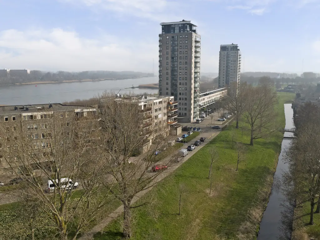 Maasboulevard 7, SPIJKENISSE