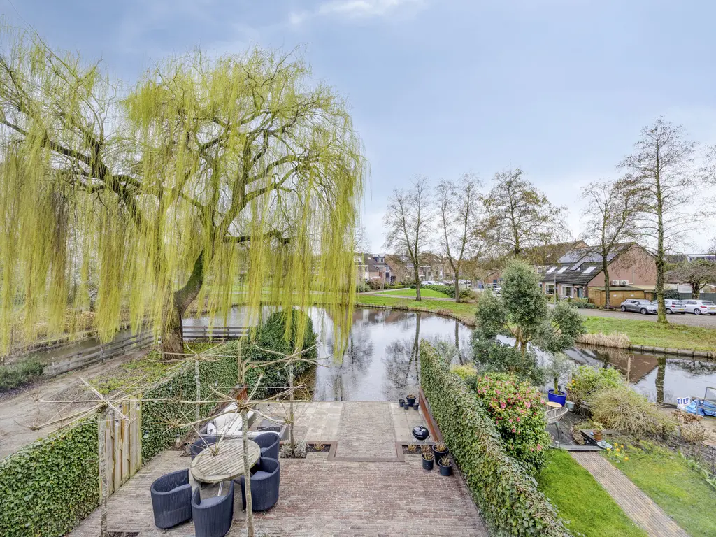 Karmozijnbes 18, ROTTERDAM