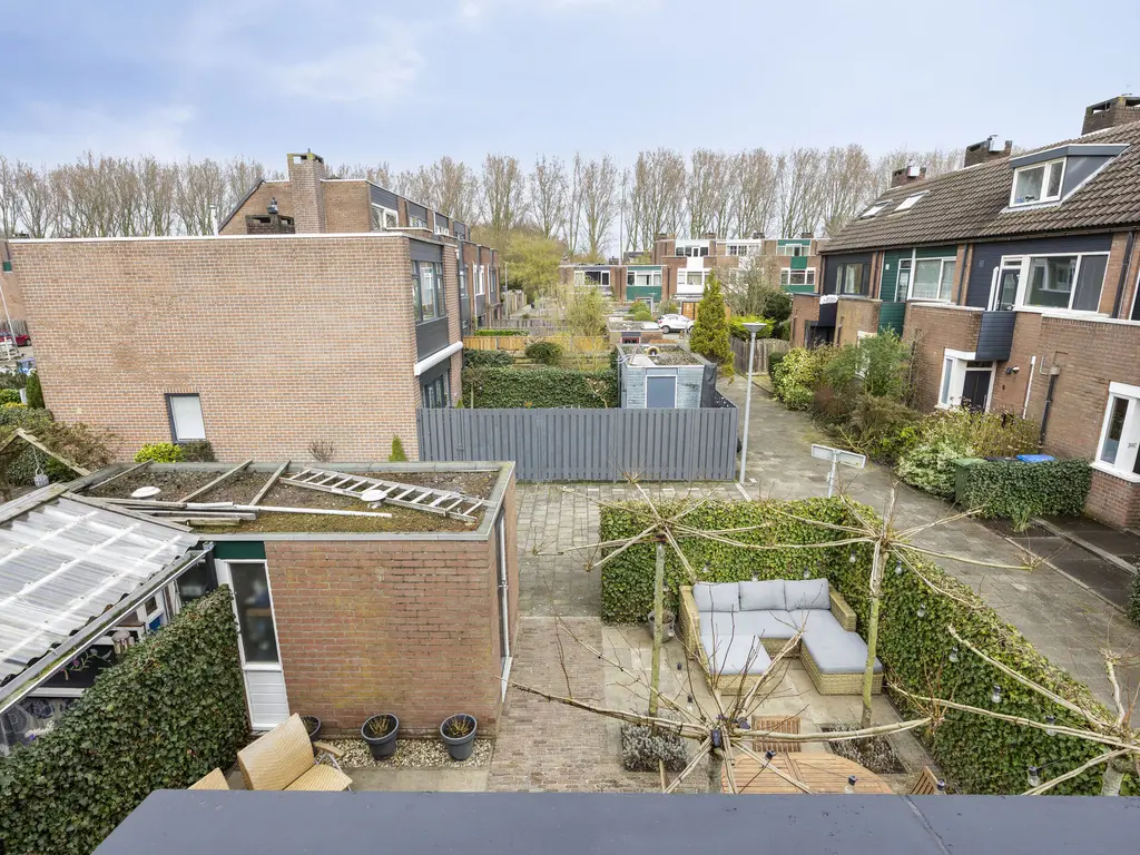 Karmozijnbes 18, ROTTERDAM