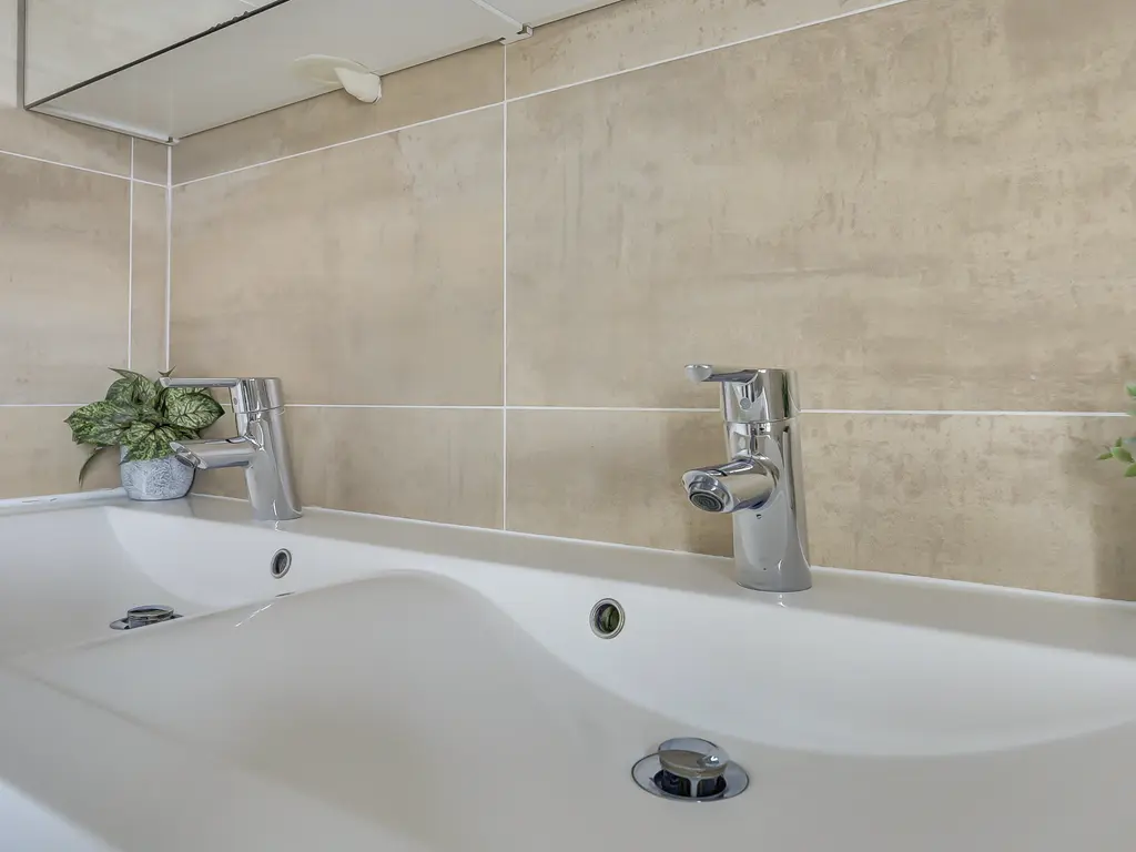 Krekelveen 356, SPIJKENISSE