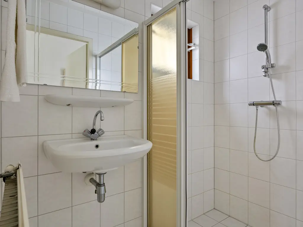 De Ruyterstraat 15, CAPELLE AAN DEN IJSSEL