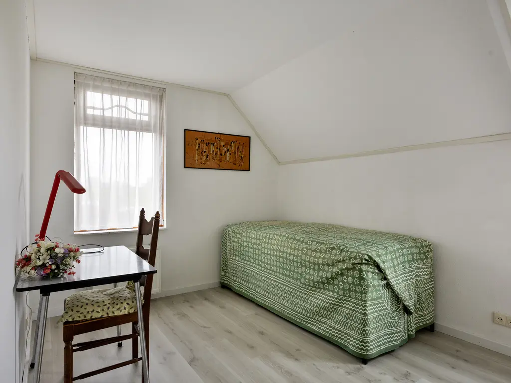 De Ruyterstraat 15, CAPELLE AAN DEN IJSSEL