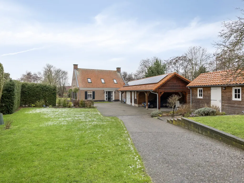 De Ruyterstraat 15, CAPELLE AAN DEN IJSSEL