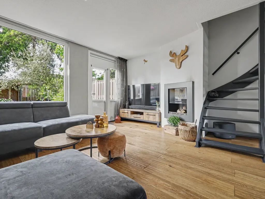 Baarsveen 137, SPIJKENISSE