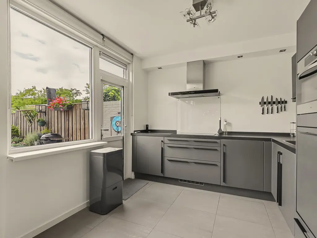 Kikkerveen 209, SPIJKENISSE