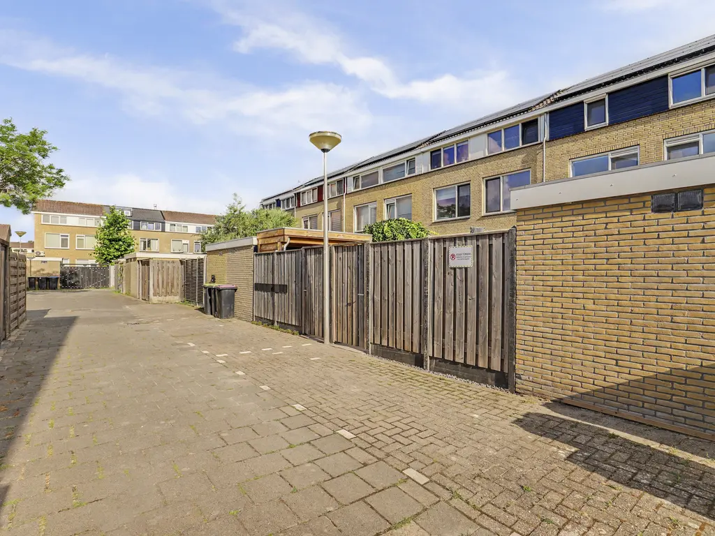 Kikkerveen 209, SPIJKENISSE