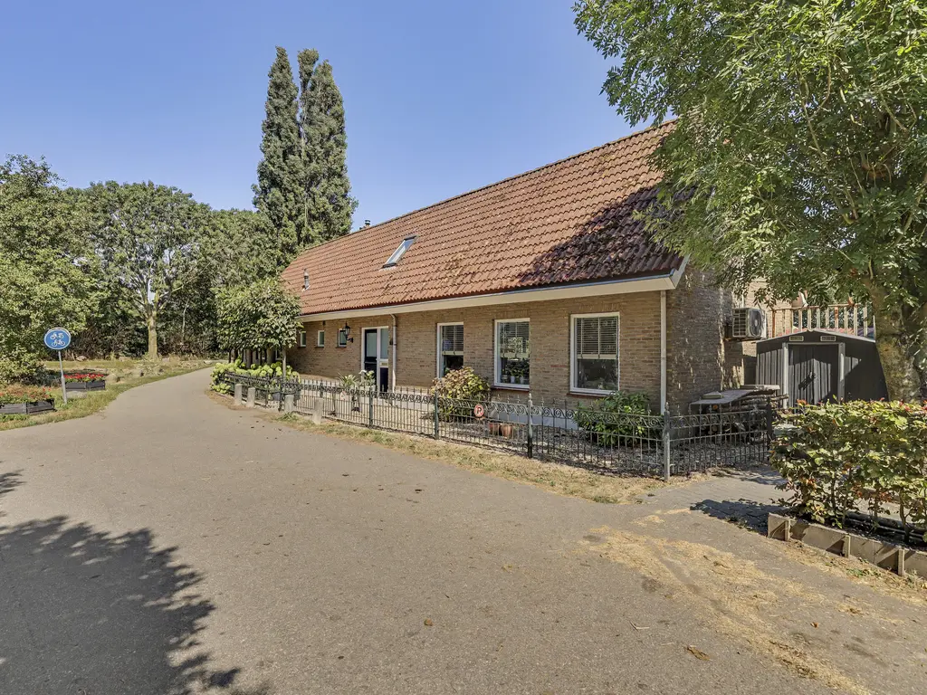Breekade 7, SPIJKENISSE