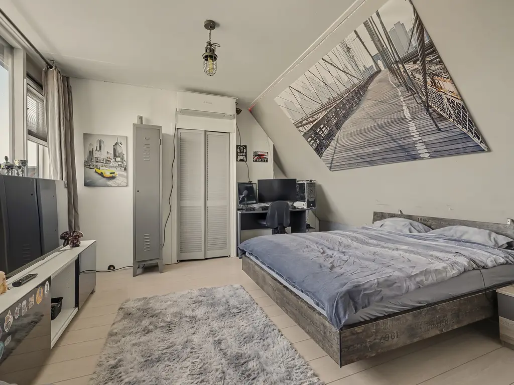 Breekade 7, SPIJKENISSE