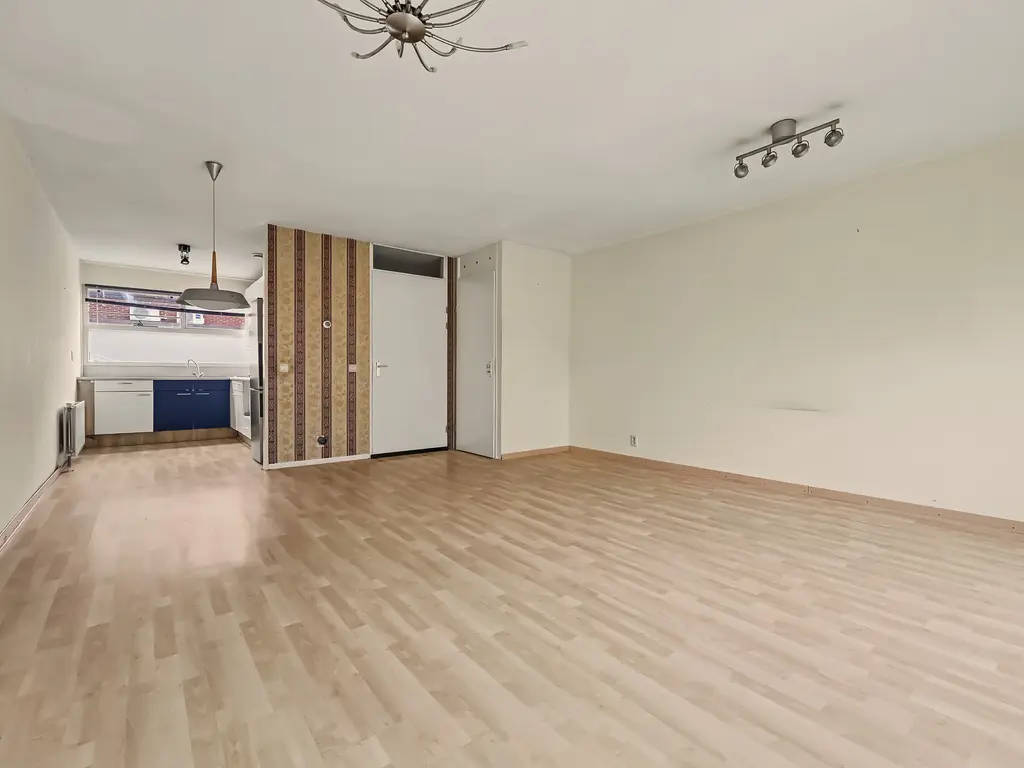 Vicky Baumstraat 6, SPIJKENISSE