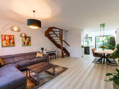 Sparresholm 49, Hoofddorp