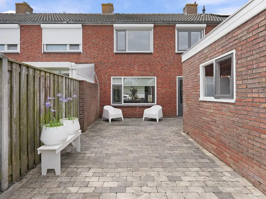 Nagelenburgsingel 95, OOST-SOUBURG