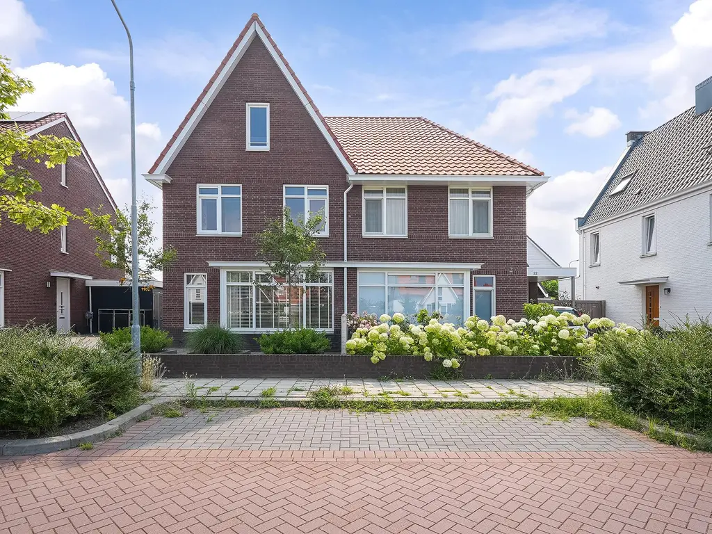 Nina Simonestraat 24, MIDDELBURG