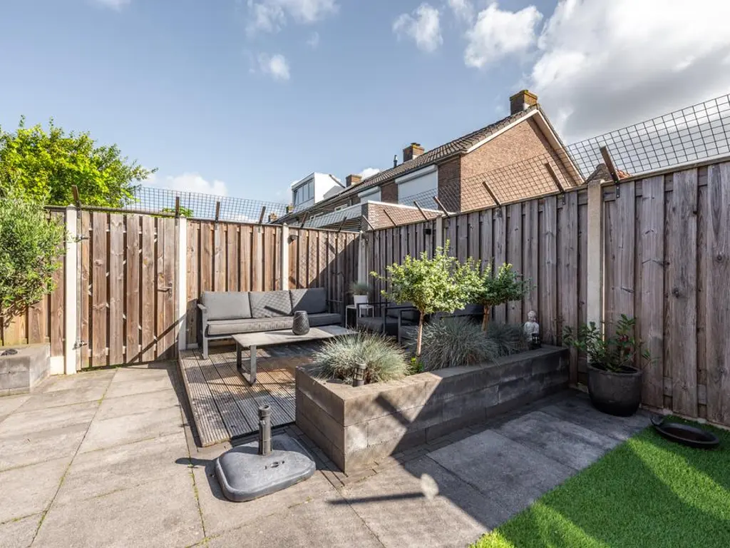 Burgemeester Stemerdinglaan 198, OOST-SOUBURG