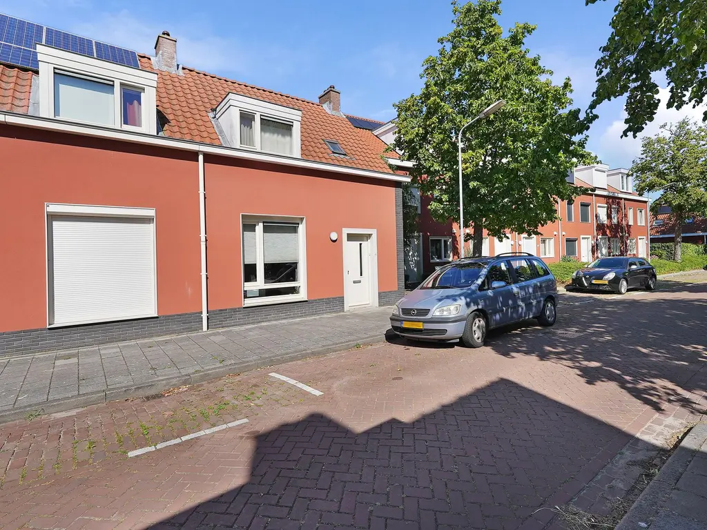 De Deckerestraat 38, OOST-SOUBURG