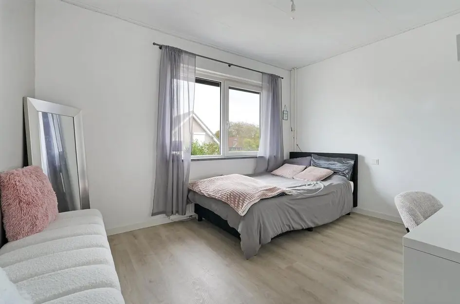 Naereboutstraat 4