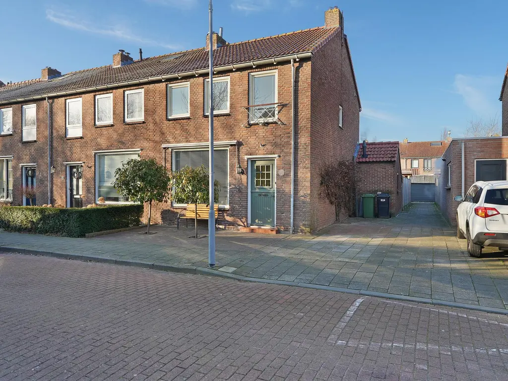 Margrietstraat 21, TERNEUZEN