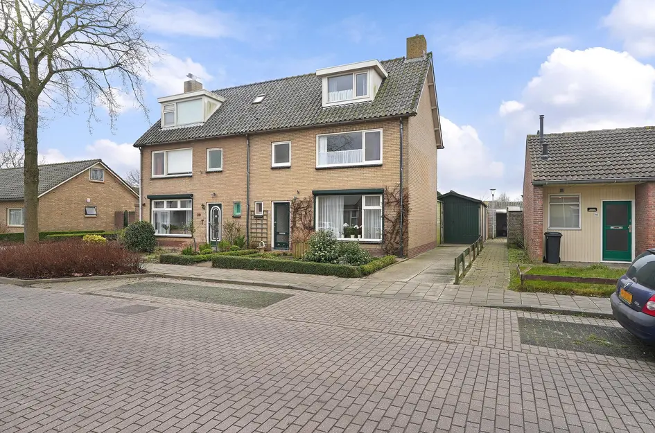 Burgemeester Geuzestraat 18