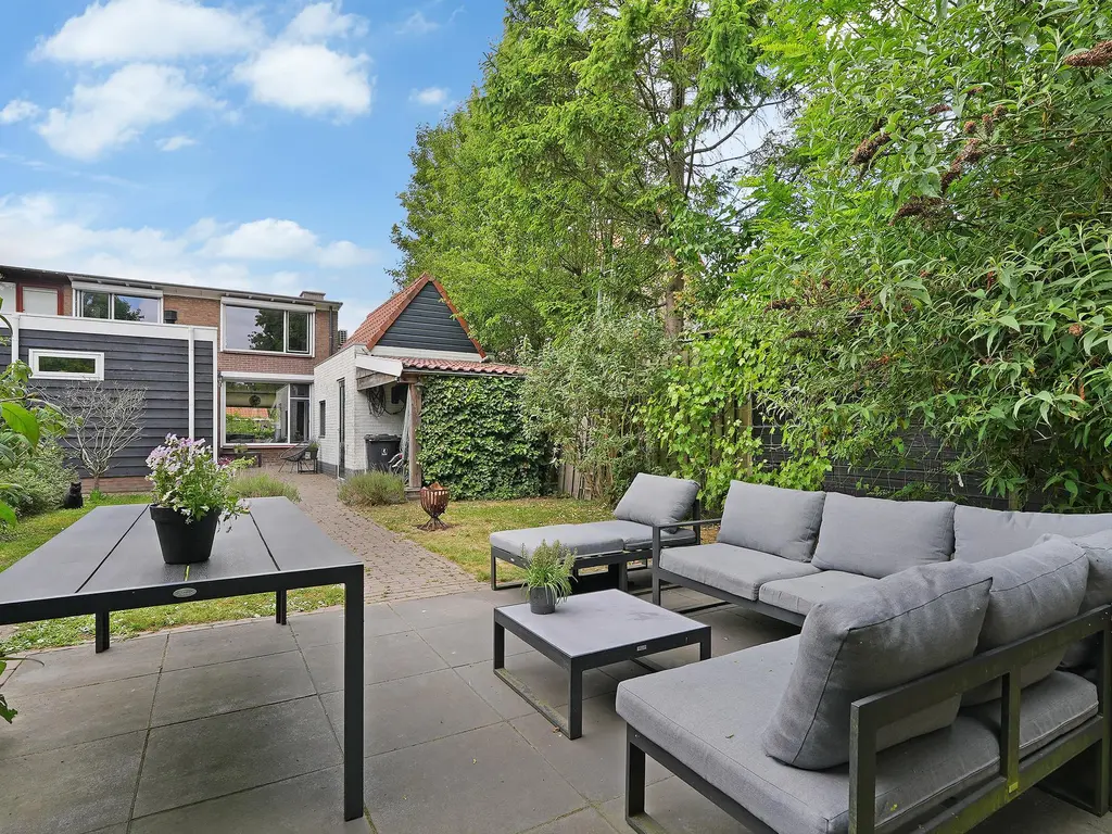 Bloemenstraat 7, OVEZANDE