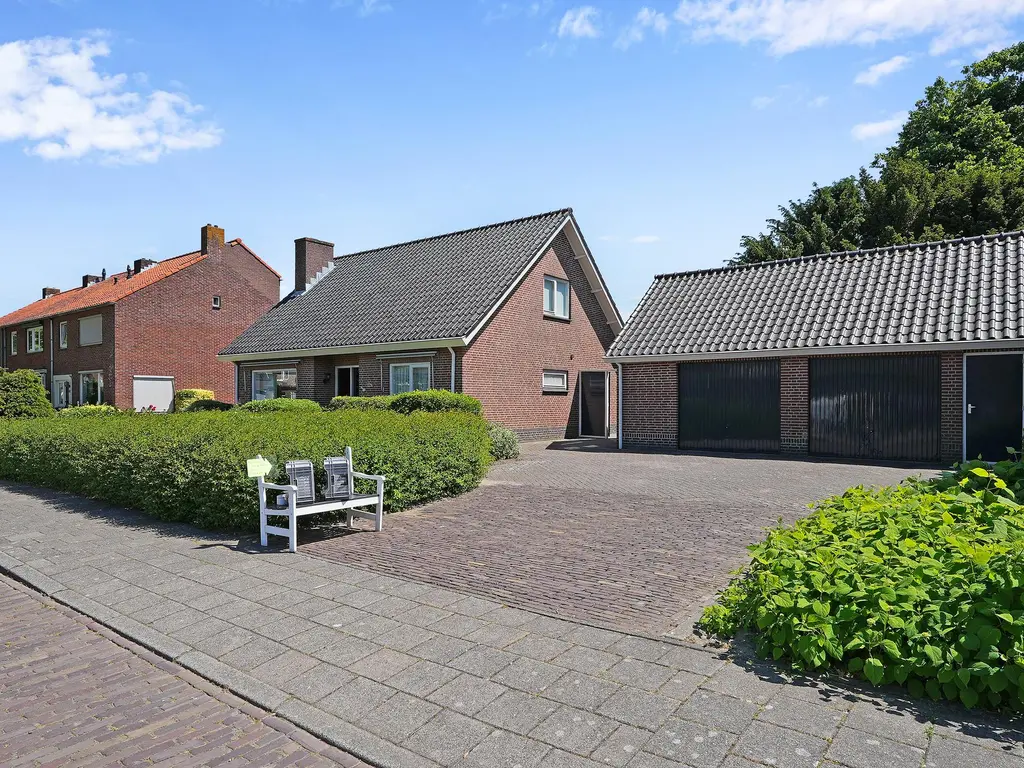 Oude Rijksweg 52, NIEUW- EN SINT JOOSLAND