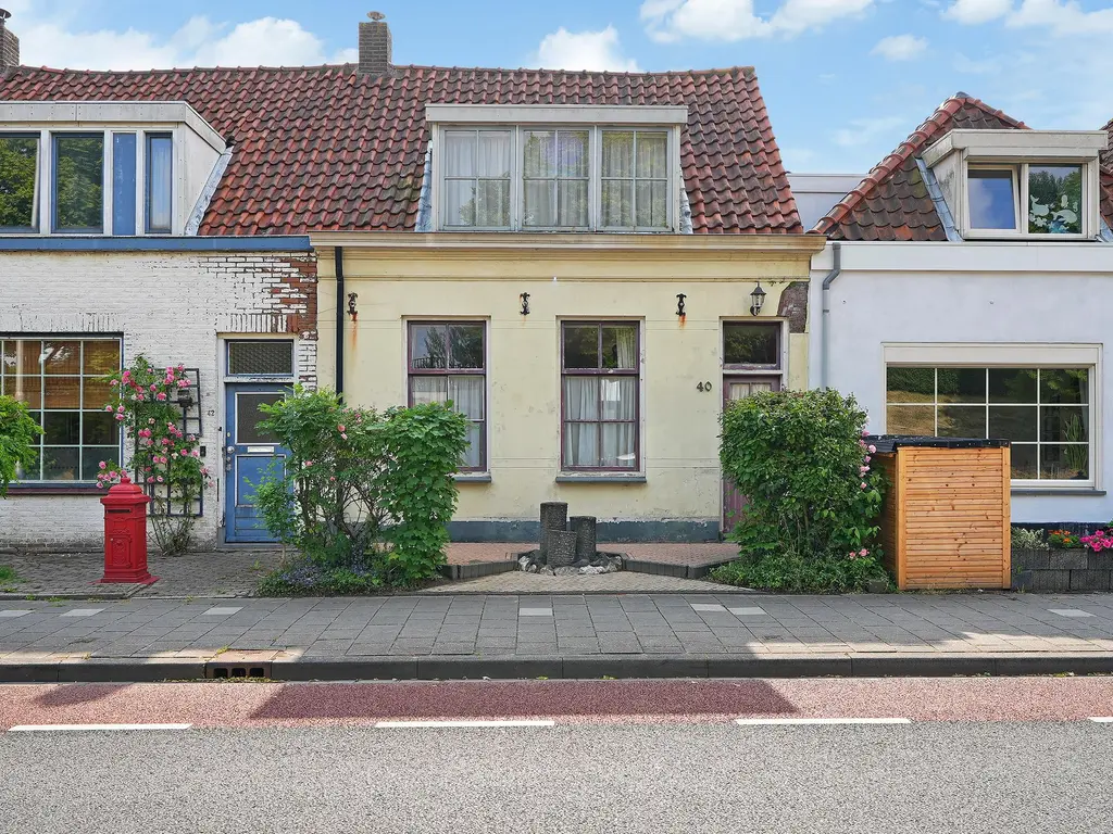 Spoorstraat 40, OOST-SOUBURG