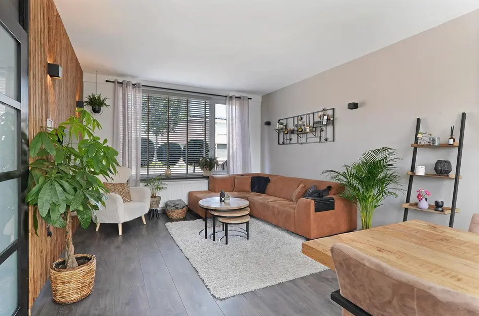 Stuart Makkersstraat 11