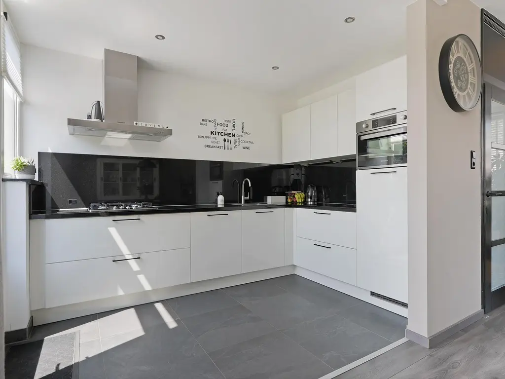 Stuart Makkersstraat 11, OOST-SOUBURG