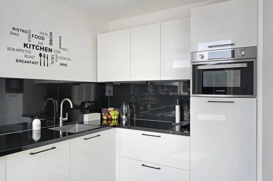 Stuart Makkersstraat 11