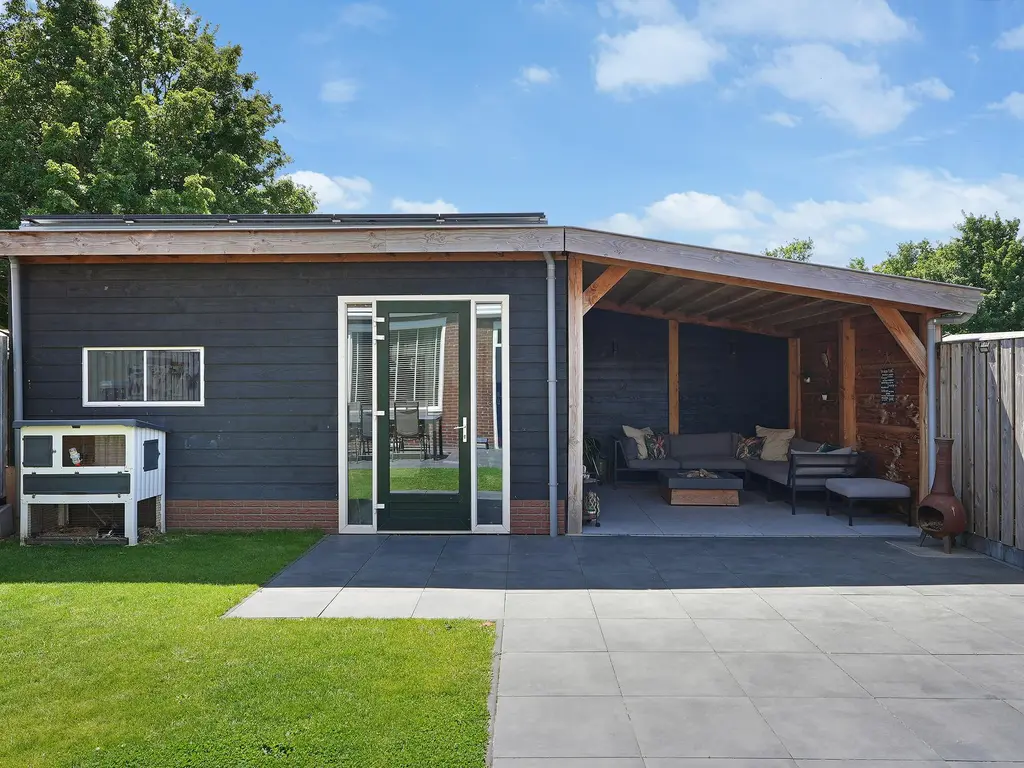 Stuart Makkersstraat 11, OOST-SOUBURG