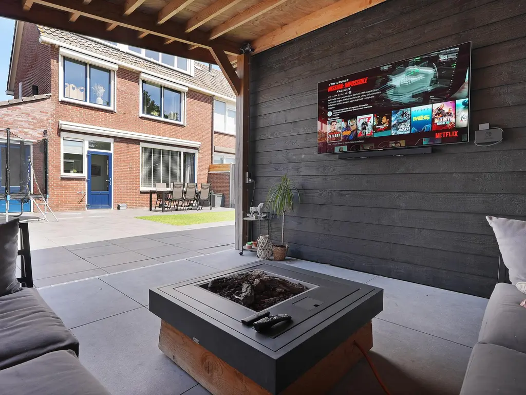 Stuart Makkersstraat 11, OOST-SOUBURG