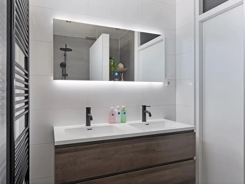 Stuart Makkersstraat 11, OOST-SOUBURG