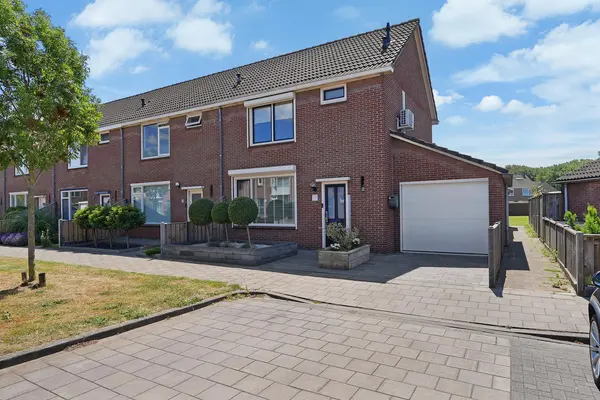 Stuart Makkersstraat 11