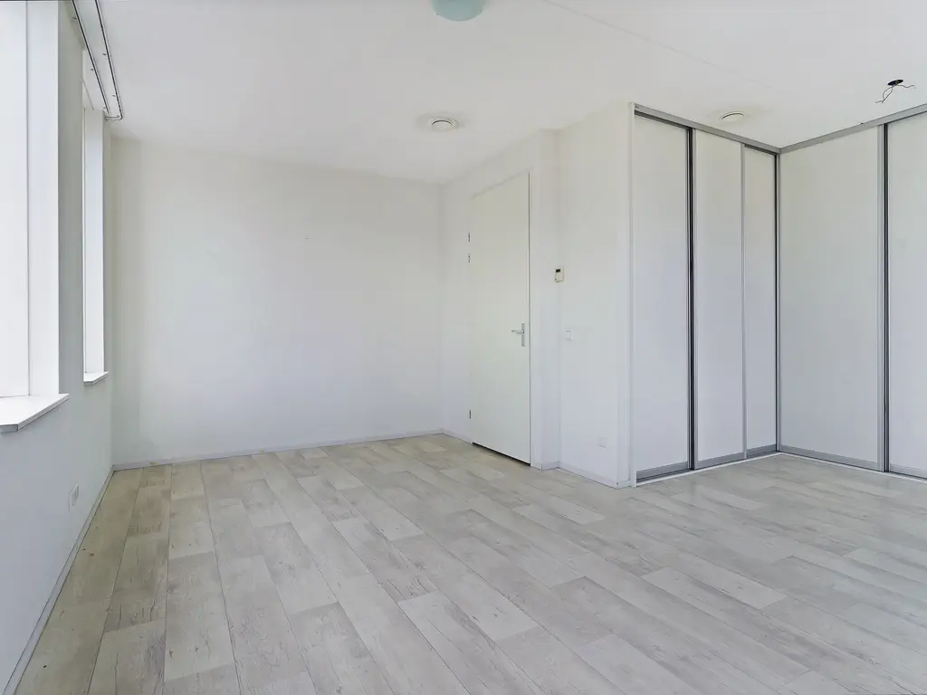 Meiveld 1, OOST-SOUBURG