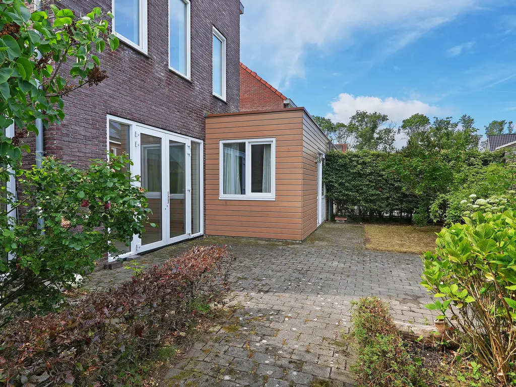 Meiveld 1, OOST-SOUBURG