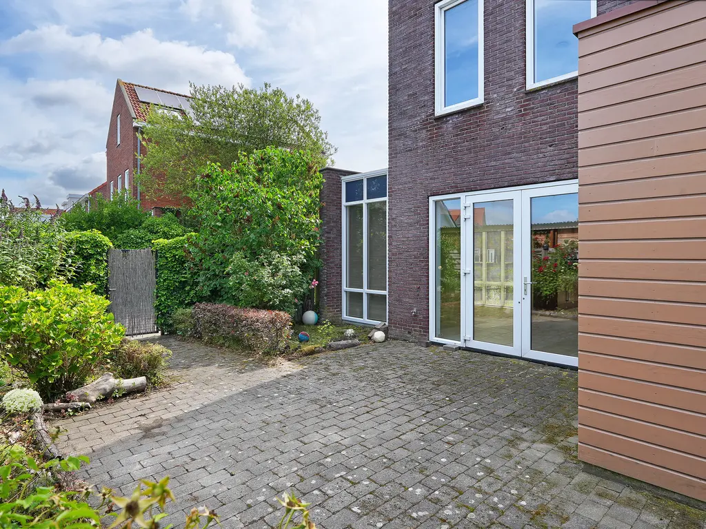 Meiveld 1, OOST-SOUBURG