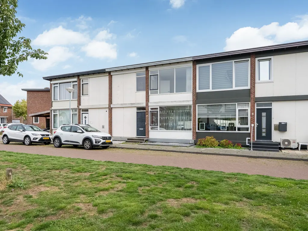 J.I. Sandersestraat 77, OOST-SOUBURG