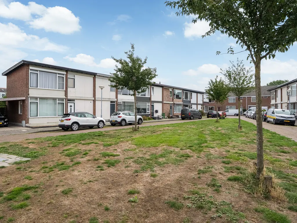 J.I. Sandersestraat 77, OOST-SOUBURG