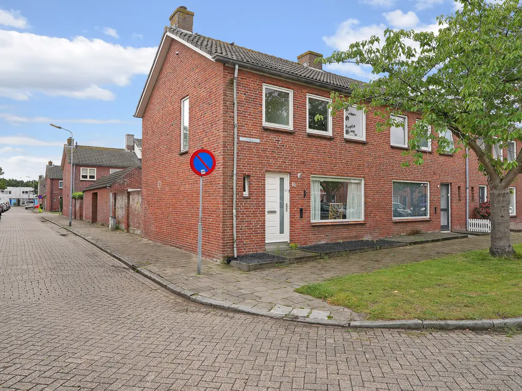 Margrietstraat 16, OOST-SOUBURG