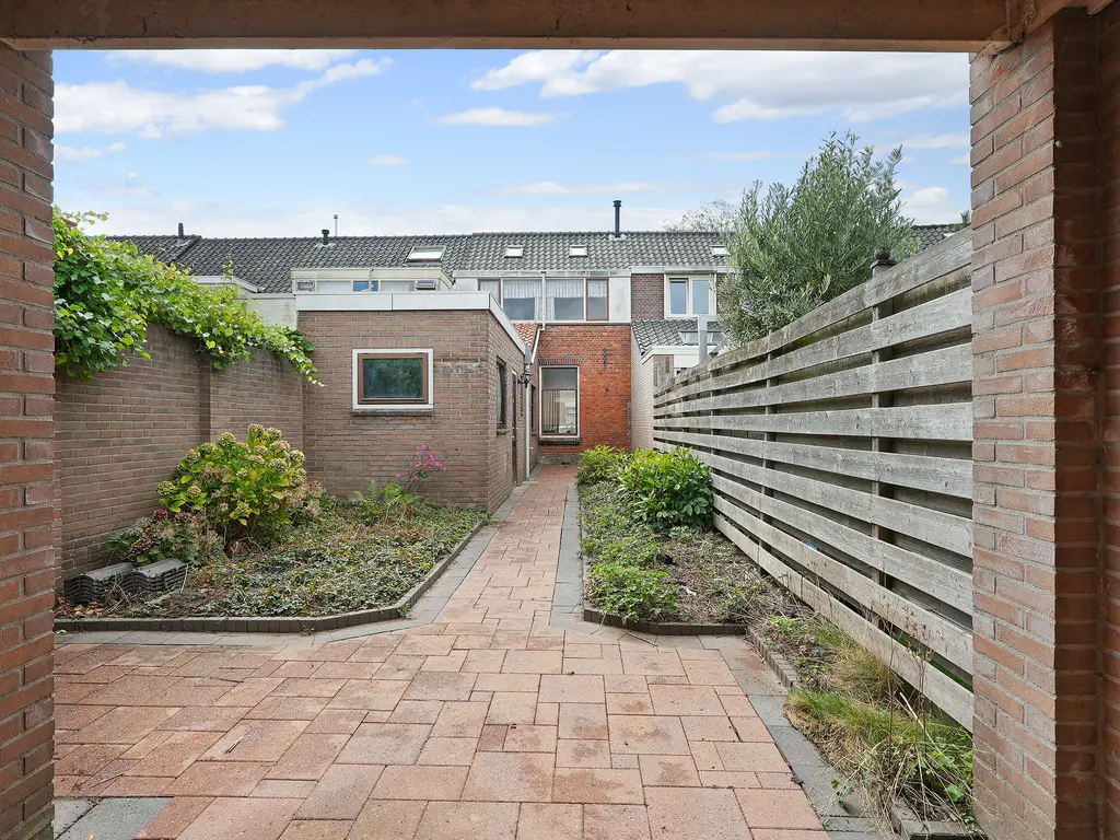 J.I. Sandersestraat 35, OOST-SOUBURG