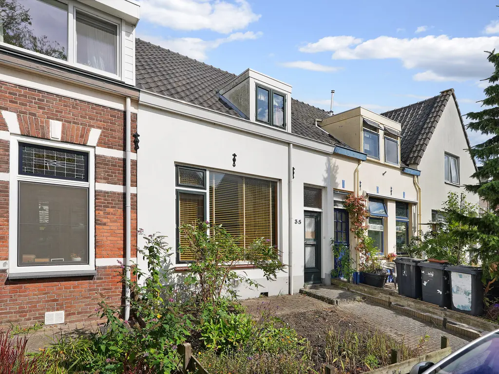J.I. Sandersestraat 35, OOST-SOUBURG
